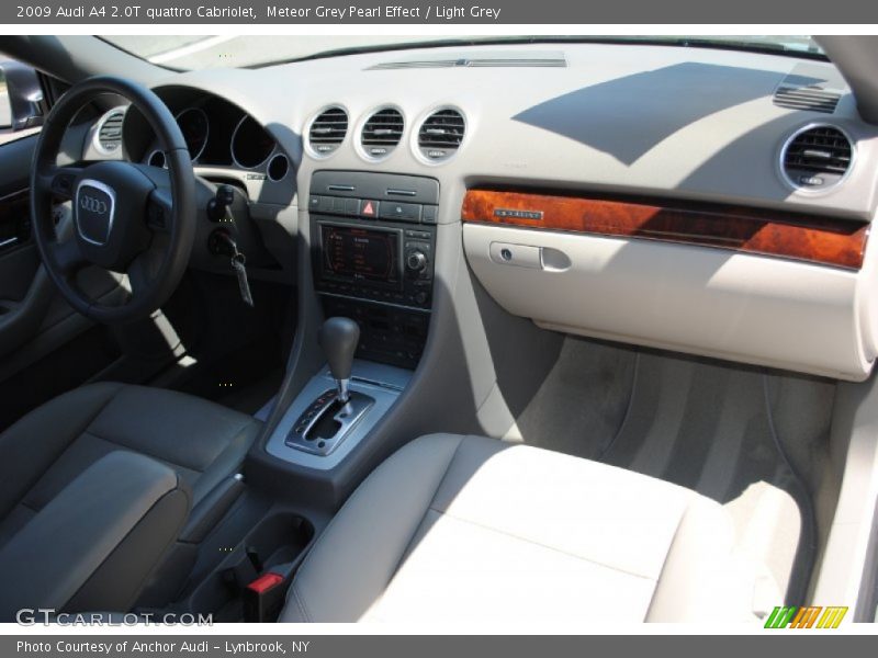 Meteor Grey Pearl Effect / Light Grey 2009 Audi A4 2.0T quattro Cabriolet