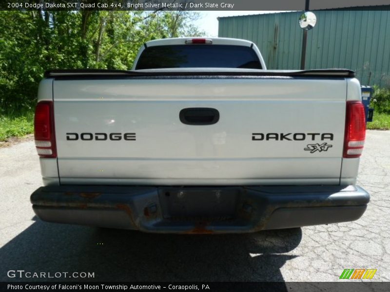 Bright Silver Metallic / Dark Slate Gray 2004 Dodge Dakota SXT Quad Cab 4x4