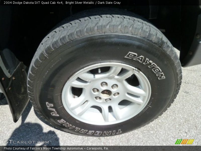 Bright Silver Metallic / Dark Slate Gray 2004 Dodge Dakota SXT Quad Cab 4x4