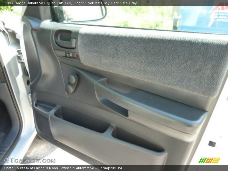 Bright Silver Metallic / Dark Slate Gray 2004 Dodge Dakota SXT Quad Cab 4x4