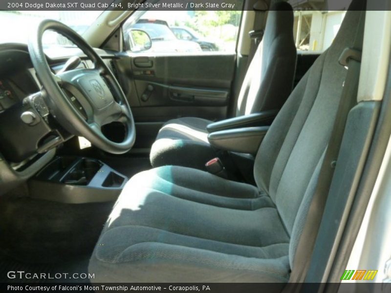 Bright Silver Metallic / Dark Slate Gray 2004 Dodge Dakota SXT Quad Cab 4x4