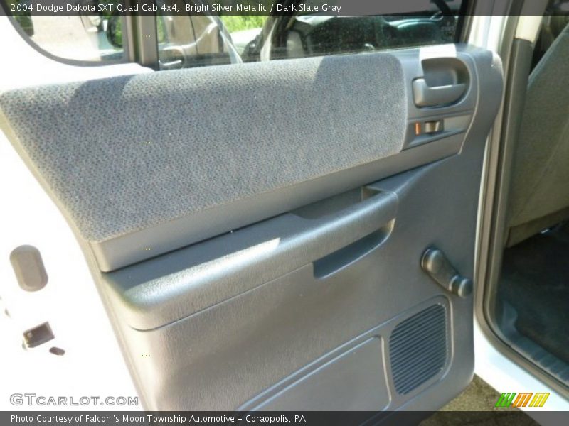 Bright Silver Metallic / Dark Slate Gray 2004 Dodge Dakota SXT Quad Cab 4x4