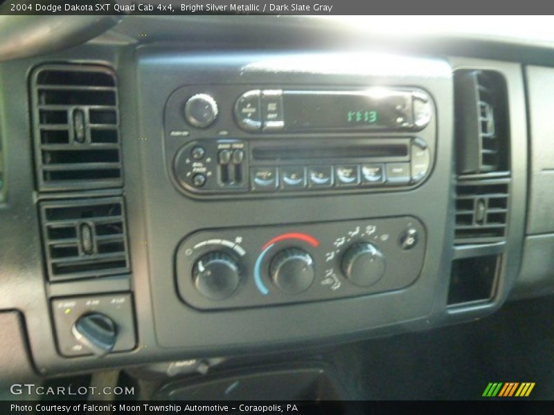 Bright Silver Metallic / Dark Slate Gray 2004 Dodge Dakota SXT Quad Cab 4x4