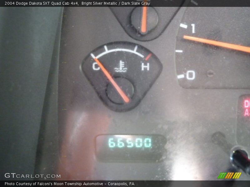 Bright Silver Metallic / Dark Slate Gray 2004 Dodge Dakota SXT Quad Cab 4x4
