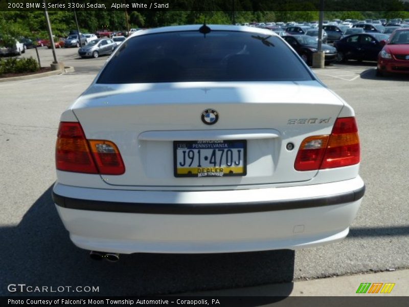 Alpine White / Sand 2002 BMW 3 Series 330xi Sedan