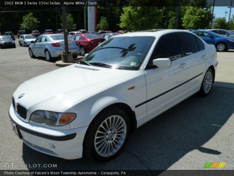 Alpine White / Sand 2002 BMW 3 Series 330xi Sedan