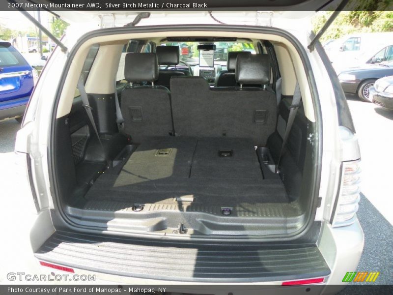 Silver Birch Metallic / Charcoal Black 2007 Mercury Mountaineer AWD