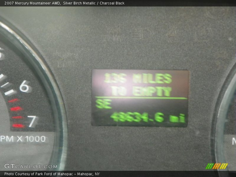 Silver Birch Metallic / Charcoal Black 2007 Mercury Mountaineer AWD