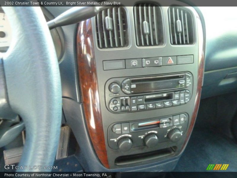 Bright Silver Metallic / Navy Blue 2002 Chrysler Town & Country LX