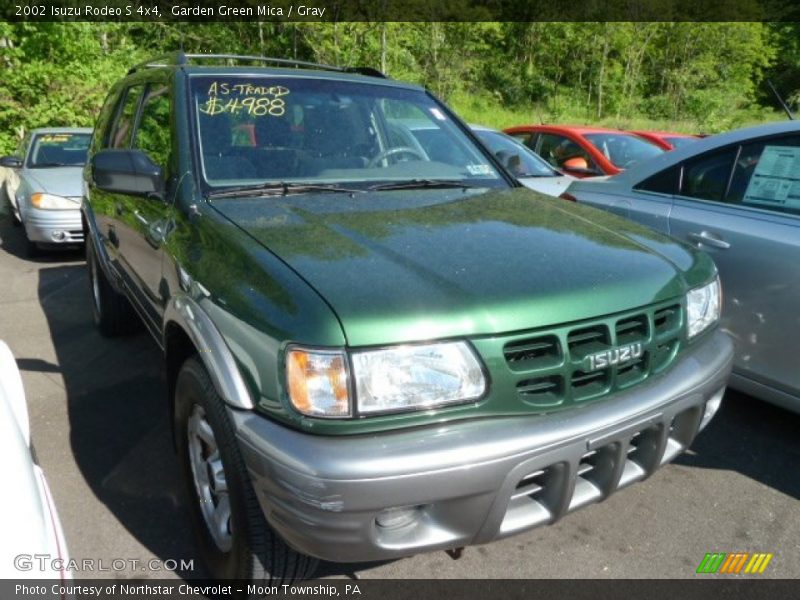 Garden Green Mica / Gray 2002 Isuzu Rodeo S 4x4