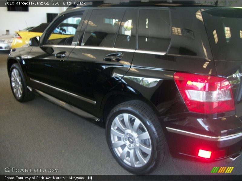 Black / Black 2010 Mercedes-Benz GLK 350