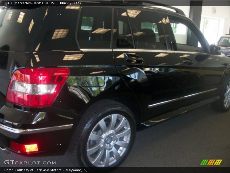 Black / Black 2010 Mercedes-Benz GLK 350