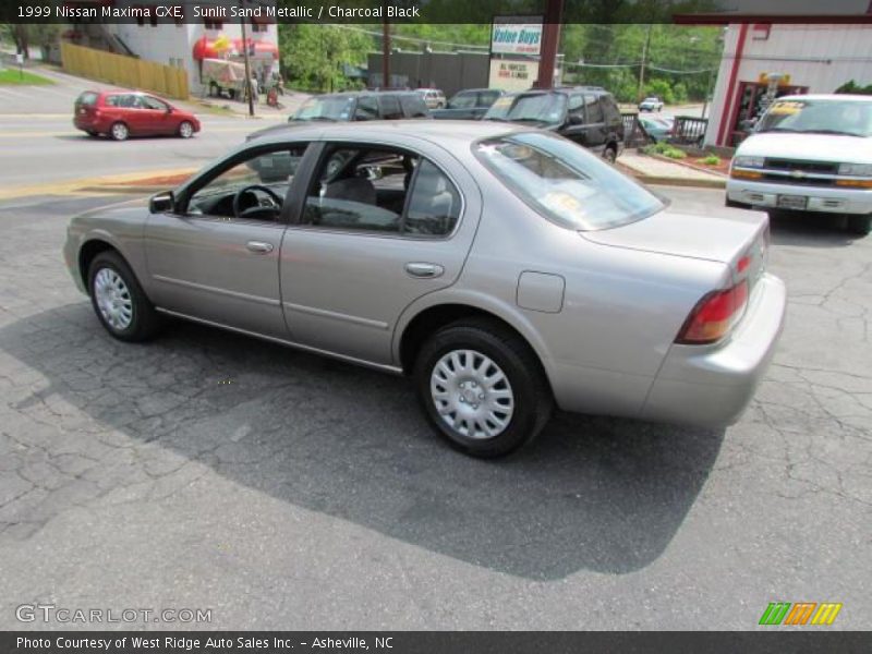 Sunlit Sand Metallic / Charcoal Black 1999 Nissan Maxima GXE