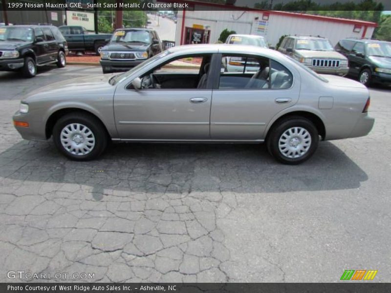 Sunlit Sand Metallic / Charcoal Black 1999 Nissan Maxima GXE