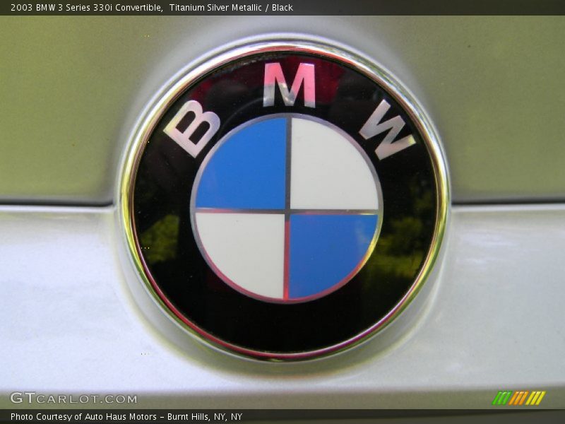  2003 3 Series 330i Convertible Logo