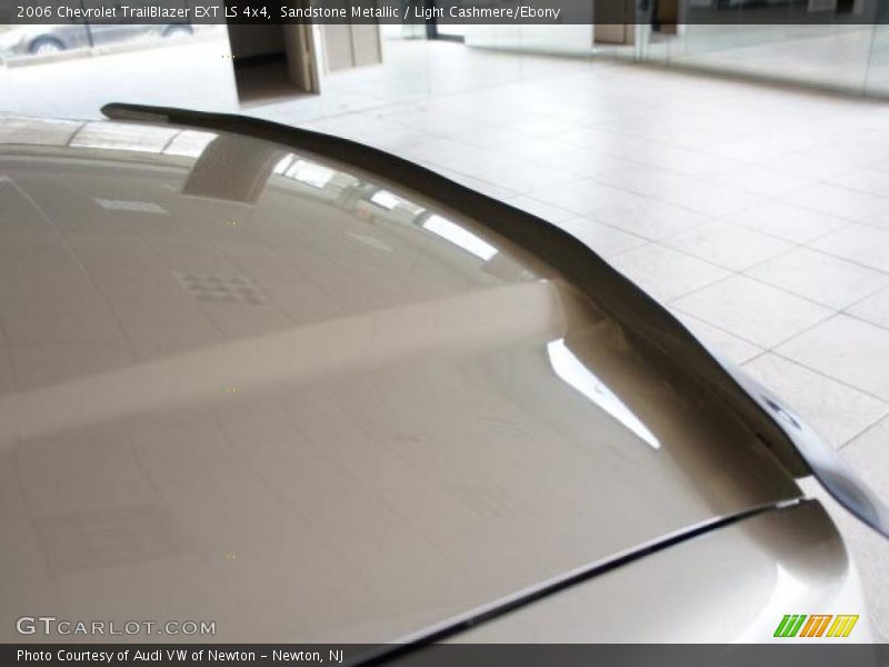 Sandstone Metallic / Light Cashmere/Ebony 2006 Chevrolet TrailBlazer EXT LS 4x4