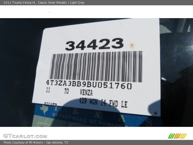 Classic Silver Metallic / Light Gray 2011 Toyota Venza I4