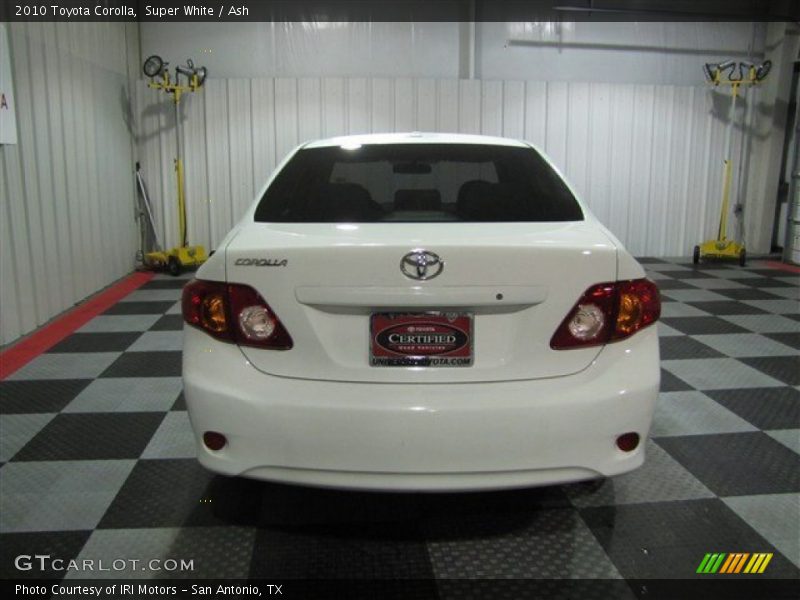 Super White / Ash 2010 Toyota Corolla
