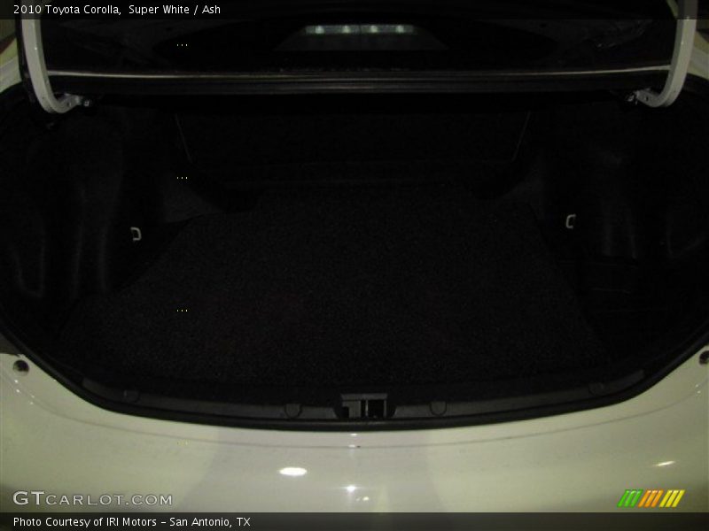 Super White / Ash 2010 Toyota Corolla