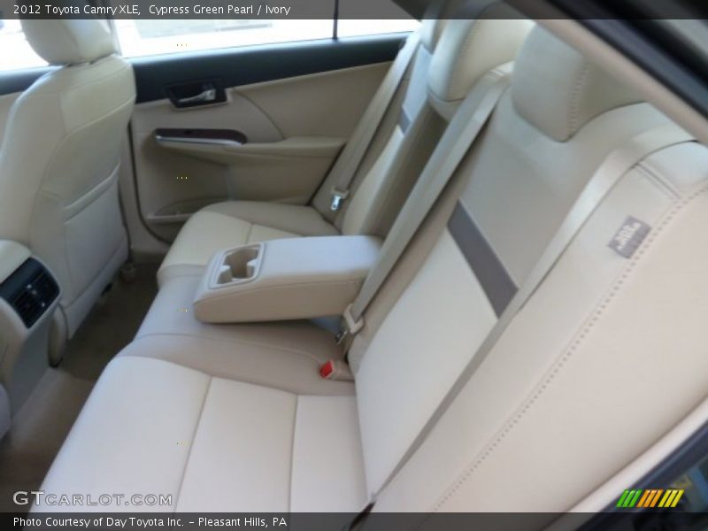 Cypress Green Pearl / Ivory 2012 Toyota Camry XLE