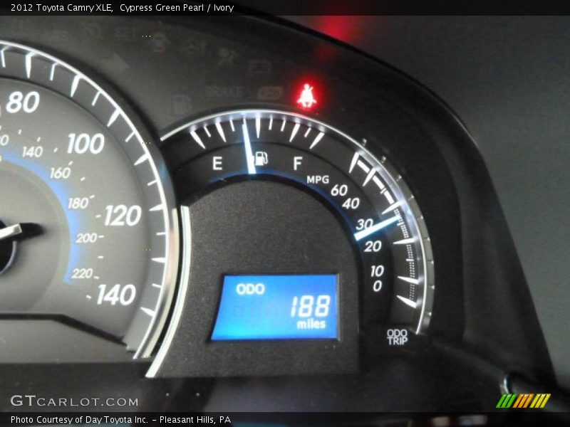 Cypress Green Pearl / Ivory 2012 Toyota Camry XLE