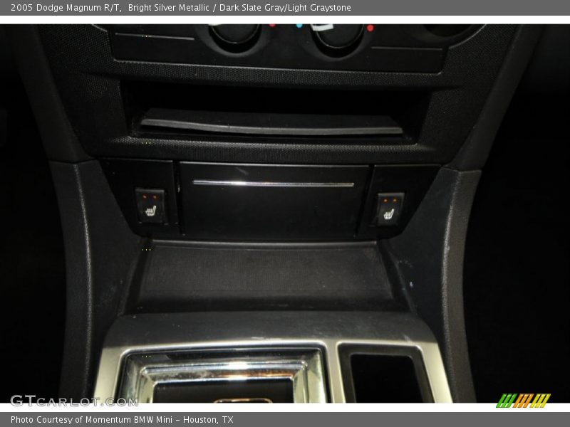 Bright Silver Metallic / Dark Slate Gray/Light Graystone 2005 Dodge Magnum R/T