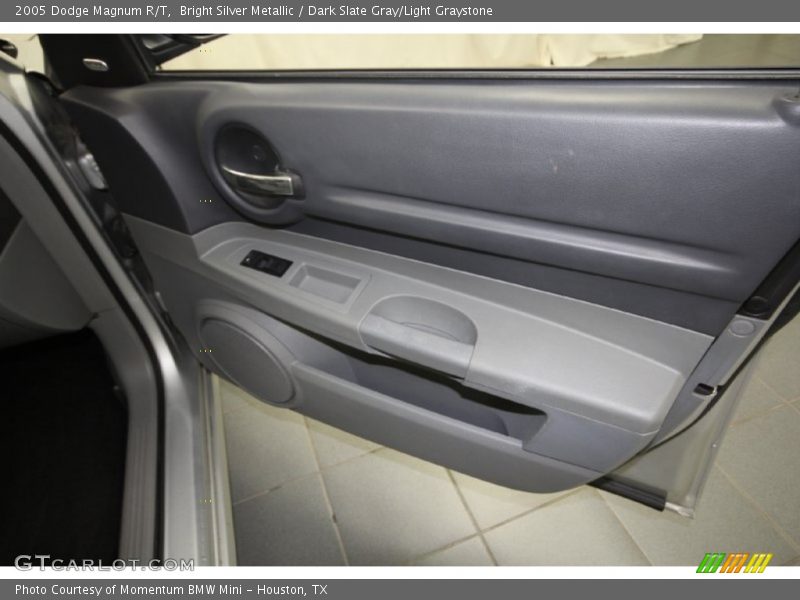 Bright Silver Metallic / Dark Slate Gray/Light Graystone 2005 Dodge Magnum R/T