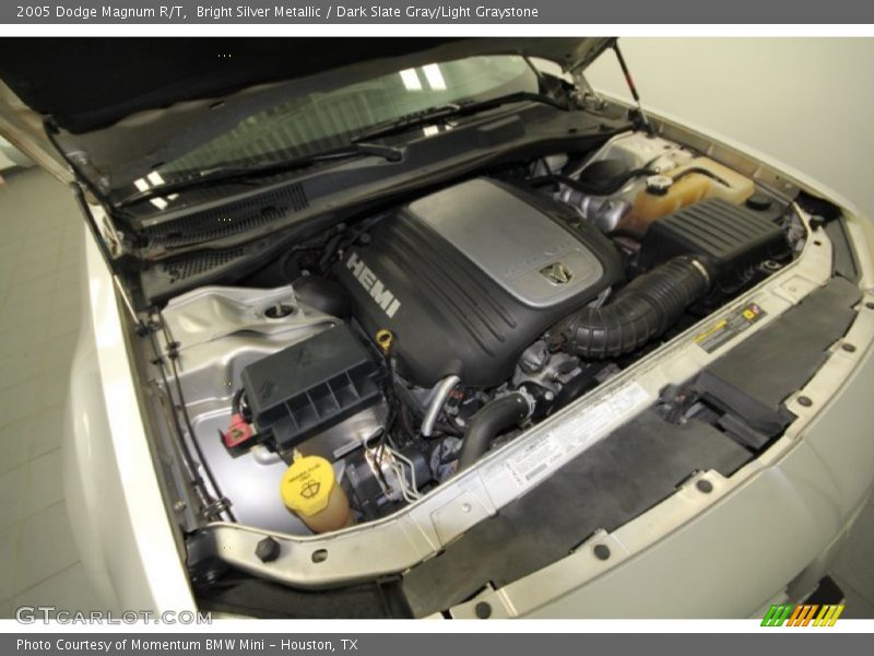 Bright Silver Metallic / Dark Slate Gray/Light Graystone 2005 Dodge Magnum R/T