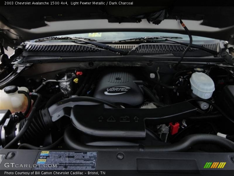 Light Pewter Metallic / Dark Charcoal 2003 Chevrolet Avalanche 1500 4x4