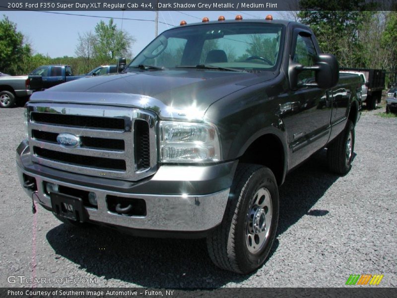 Dark Shadow Grey Metallic / Medium Flint 2005 Ford F350 Super Duty XLT Regular Cab 4x4