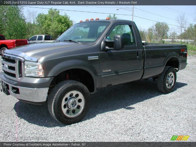 Dark Shadow Grey Metallic / Medium Flint 2005 Ford F350 Super Duty XLT Regular Cab 4x4