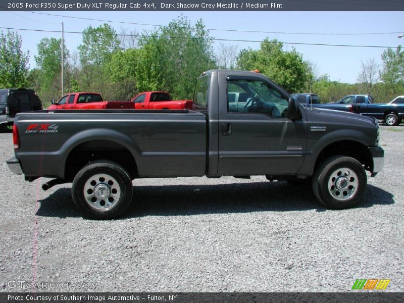 Dark Shadow Grey Metallic / Medium Flint 2005 Ford F350 Super Duty XLT Regular Cab 4x4