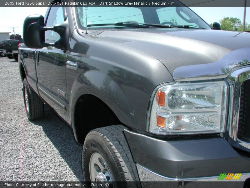 Dark Shadow Grey Metallic / Medium Flint 2005 Ford F350 Super Duty XLT Regular Cab 4x4