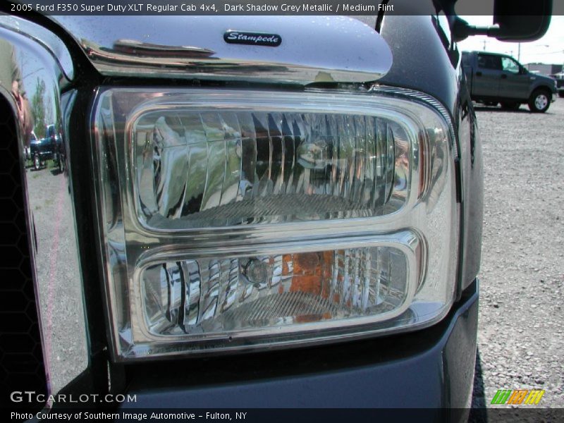 Dark Shadow Grey Metallic / Medium Flint 2005 Ford F350 Super Duty XLT Regular Cab 4x4