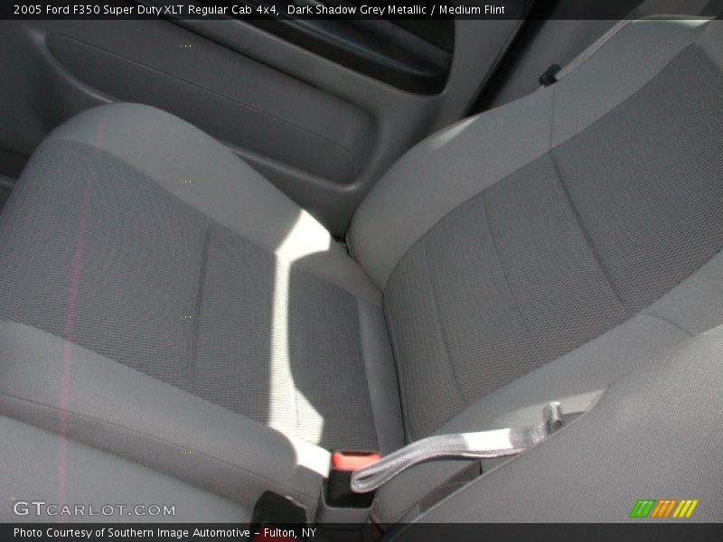 Dark Shadow Grey Metallic / Medium Flint 2005 Ford F350 Super Duty XLT Regular Cab 4x4
