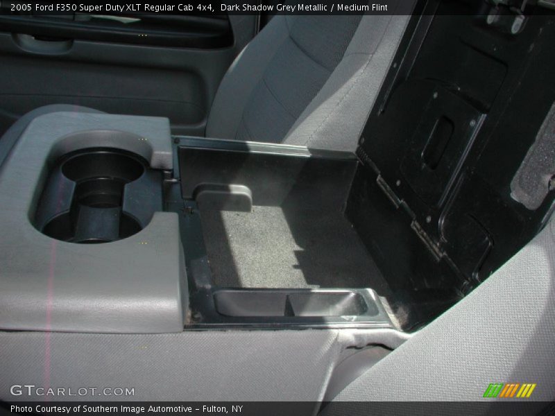 Dark Shadow Grey Metallic / Medium Flint 2005 Ford F350 Super Duty XLT Regular Cab 4x4