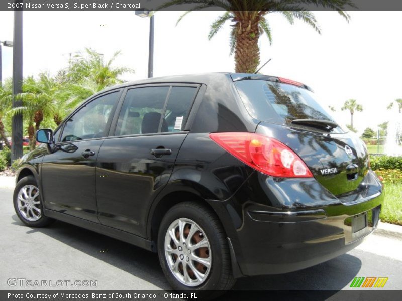 Super Black / Charcoal 2007 Nissan Versa S