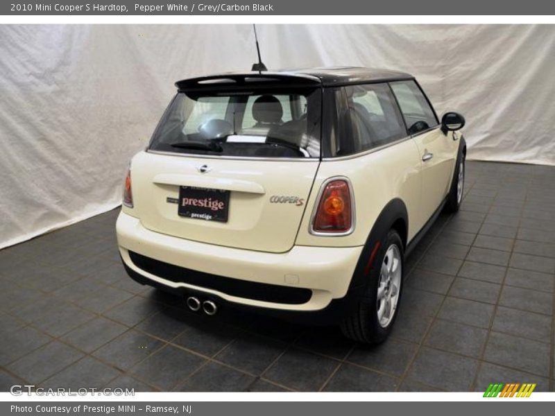 Pepper White / Grey/Carbon Black 2010 Mini Cooper S Hardtop