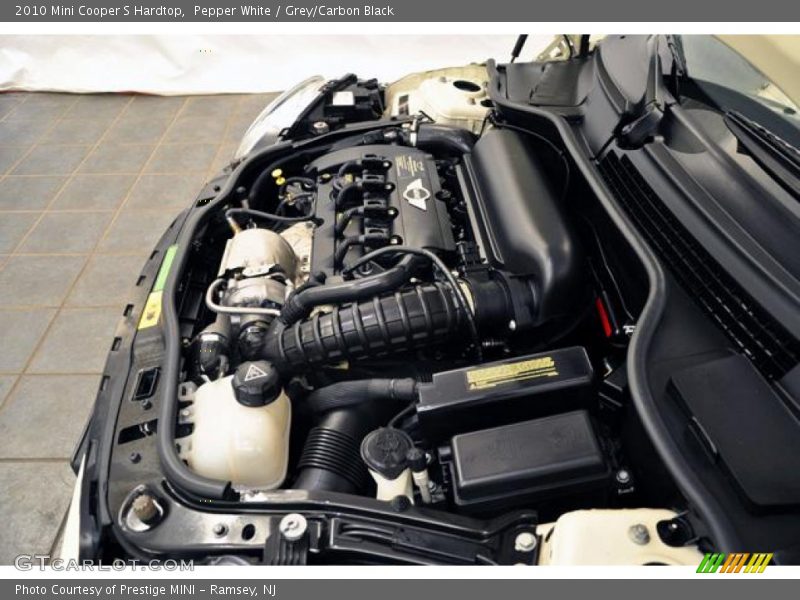Pepper White / Grey/Carbon Black 2010 Mini Cooper S Hardtop