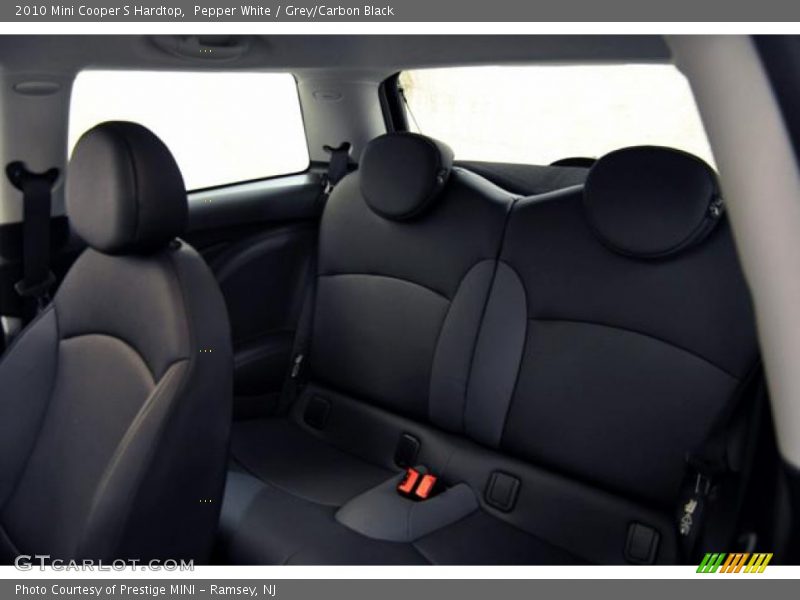 Pepper White / Grey/Carbon Black 2010 Mini Cooper S Hardtop