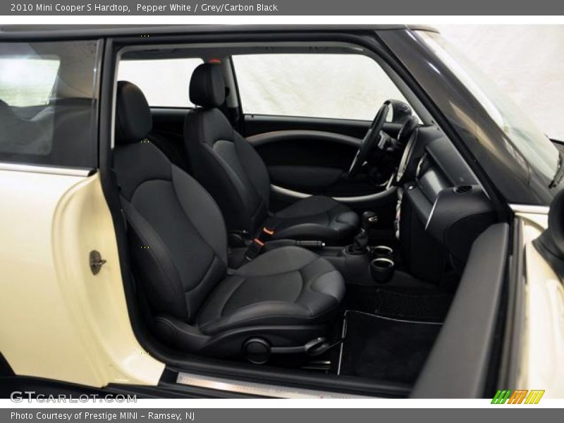 Pepper White / Grey/Carbon Black 2010 Mini Cooper S Hardtop