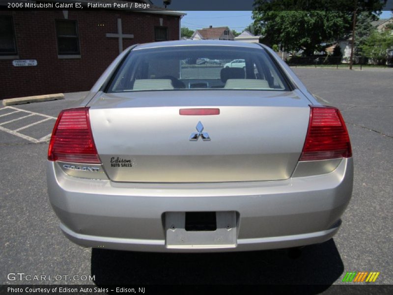 Platinum Pearl / Beige 2006 Mitsubishi Galant ES