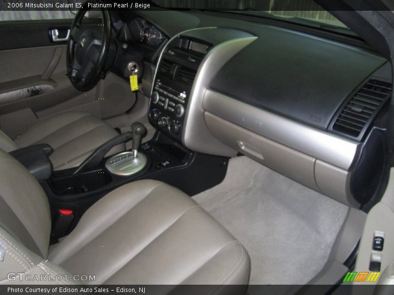 Platinum Pearl / Beige 2006 Mitsubishi Galant ES