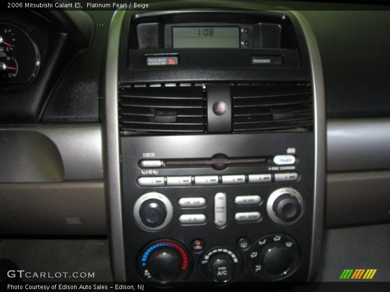 Platinum Pearl / Beige 2006 Mitsubishi Galant ES