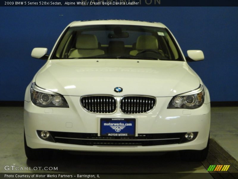 Alpine White / Cream Beige Dakota Leather 2009 BMW 5 Series 528xi Sedan