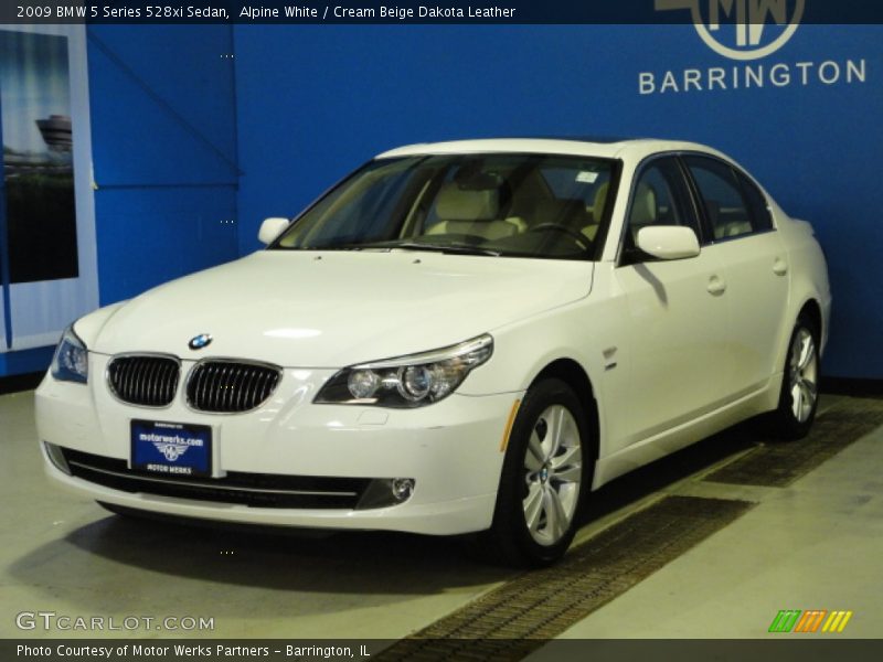 Alpine White / Cream Beige Dakota Leather 2009 BMW 5 Series 528xi Sedan