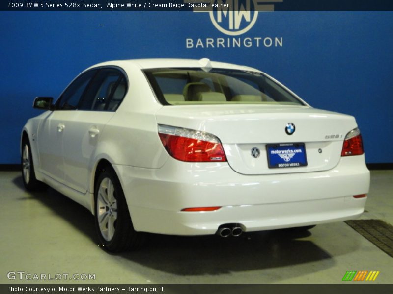 Alpine White / Cream Beige Dakota Leather 2009 BMW 5 Series 528xi Sedan
