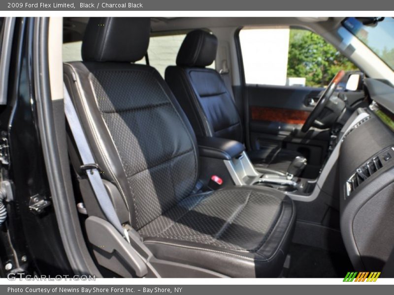 Black / Charcoal Black 2009 Ford Flex Limited