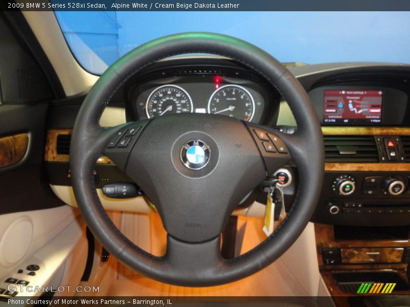 Alpine White / Cream Beige Dakota Leather 2009 BMW 5 Series 528xi Sedan