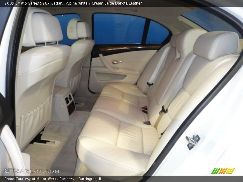 Alpine White / Cream Beige Dakota Leather 2009 BMW 5 Series 528xi Sedan